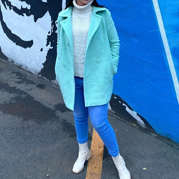 Light green trench coat - Picture 4 of 5